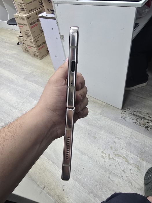 Samsung z fold 4