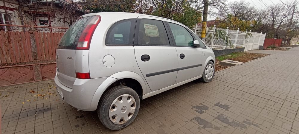 Vând Opel meriva1.7 cdti