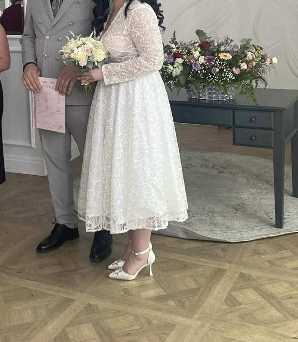 Vand rochie ideala pentru cununie