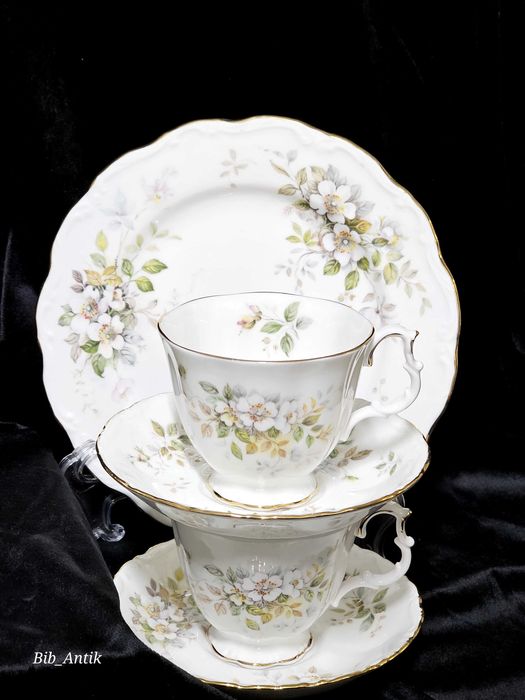 Royal Albert порцелан от Англия