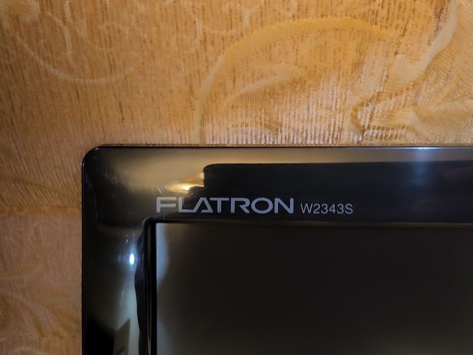 Lg 2343s 23дюйма