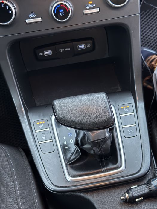 Продаю машину Хендай Крета