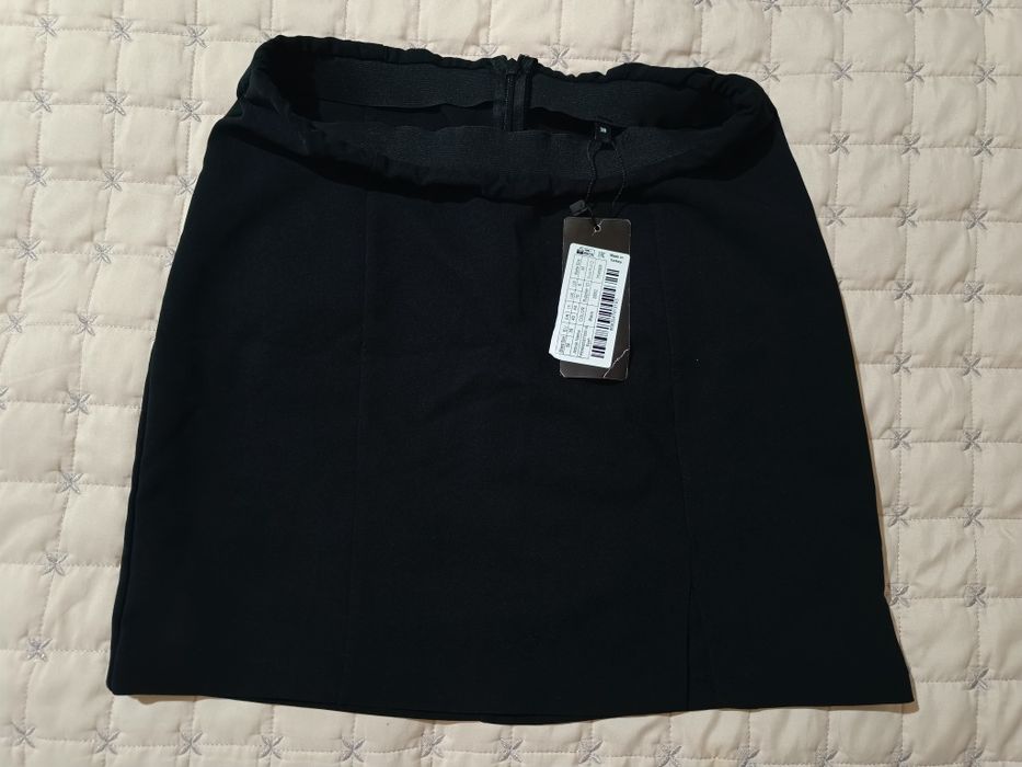 Черна дамска пола