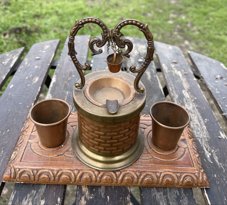 Scrumieră din cupru , alamă, lemn