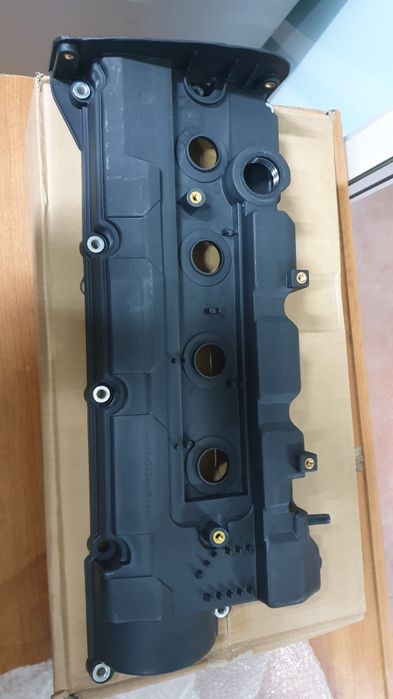 Крышка клапана HYUNDAI KIA