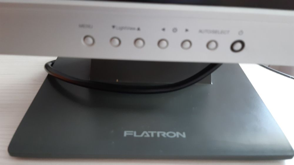 Продам  монитор   20000