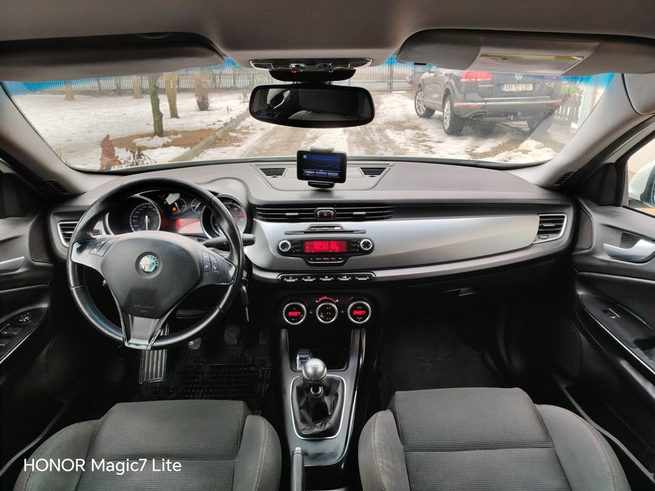 Alfa Romeo Giuletta 1.4 turbo benzina Euro5 an 2010  Climatronic Navi