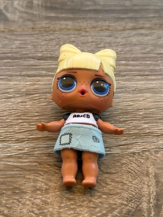 Мини Lol Doll кукличка AC DC