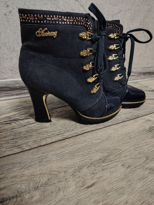 Продам сапожки весна