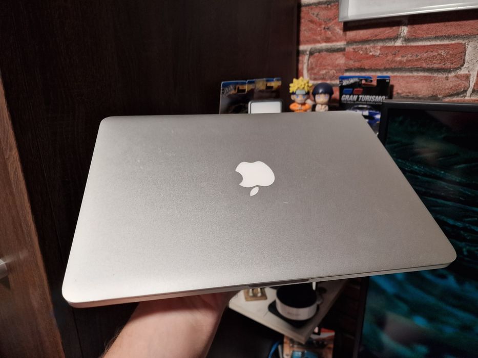 Apple MacBook Pro Retina 13-inch (Early 2015) - i5, 8GB RAM/SSD 120Gb