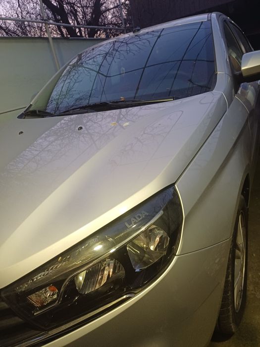 Лада веста 1.6л 2018