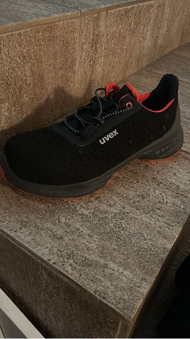 Vand bocanci  uvex si atlas