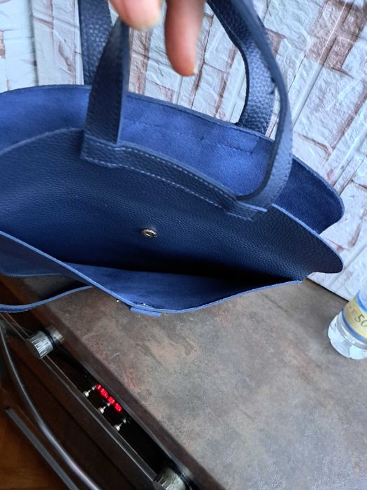 дамска чанта,малка тъмно синя чантичка