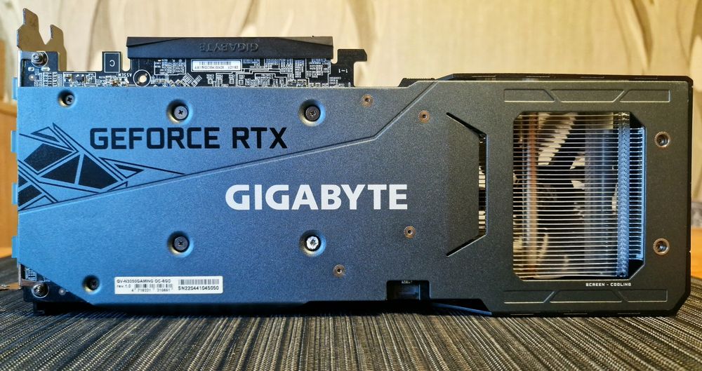 Видеокарта Gigabyte GeForce RTX 3050 Gaming OC 8GB VRAM Triple fan