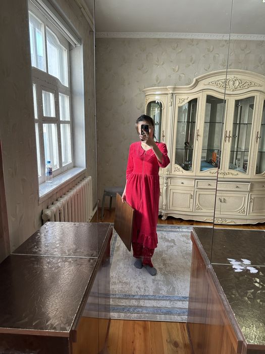 Камод с зеркалом