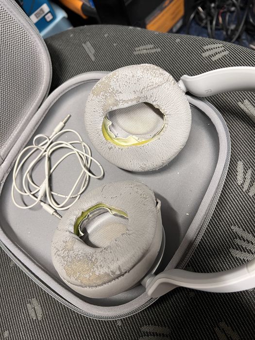 Слушалки Microsoft Surface