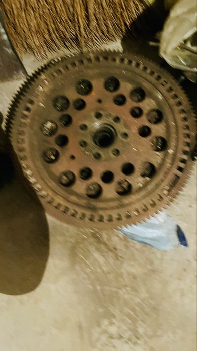 Маховик комплект съединител