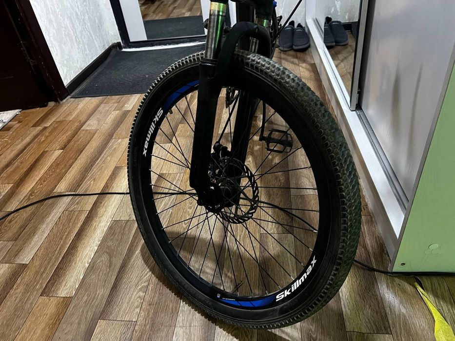 Велосипед сотилади  26 размер