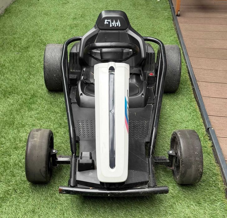 Go-kart electric pentru copii
