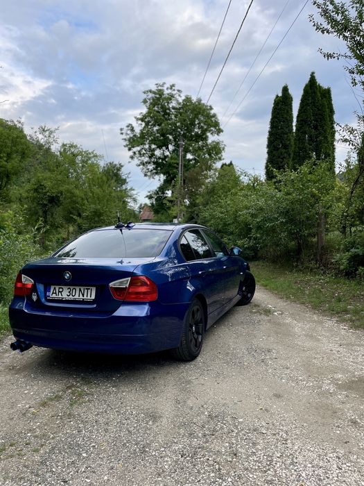 Vând BMW E90 318i