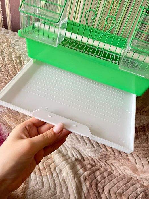 Продам клетку для попугая