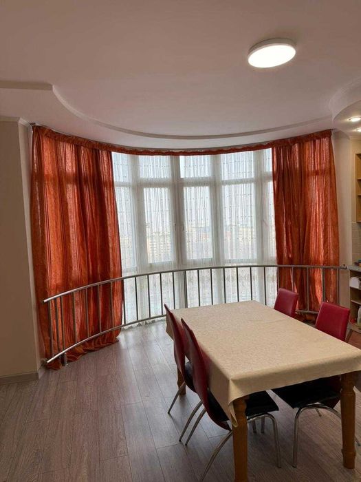 Сдам 2-х комн. в самом центре