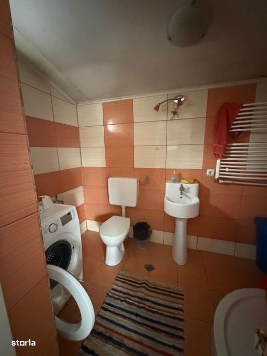 Casa  spatioasa , teren 3300 mp, Dornesti
