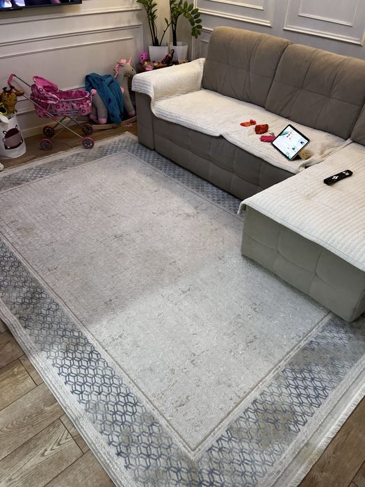 Продам ковер Б/У