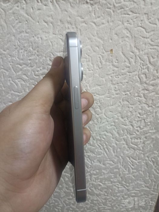 iphone 15 pro white