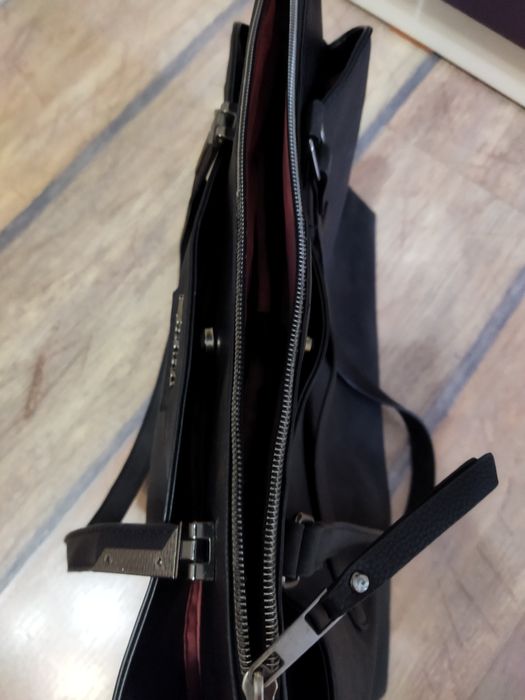 Дамска чанта.Дамска чанта