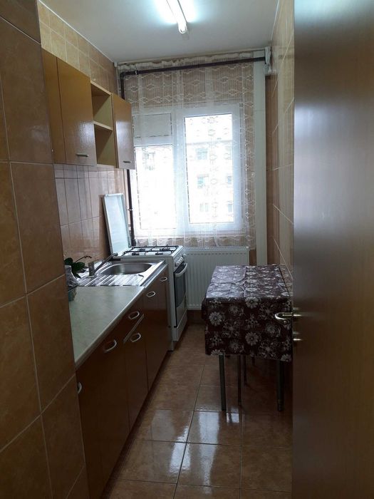 Inchiriez apartament 2 camere zona Vlaicu - Fortuna
