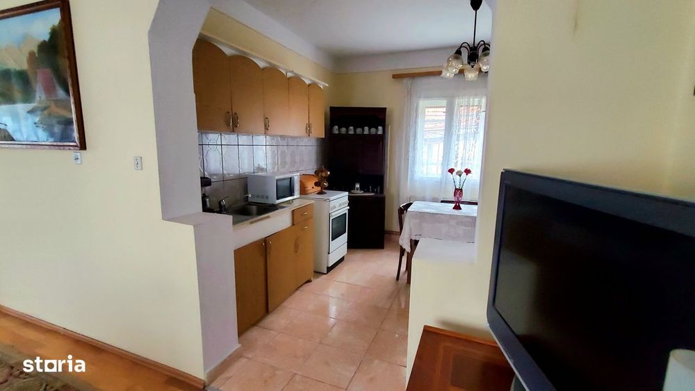 Casa langa Oradea 177 mp, 4800 mp teren – 77.500 Eur