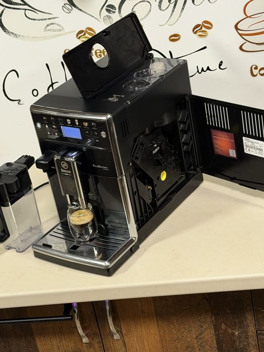 Кафемашина кафе автомат Saeco PicoBarista de luxe с гаранция