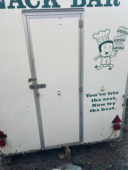 Каравана за бързо хранене