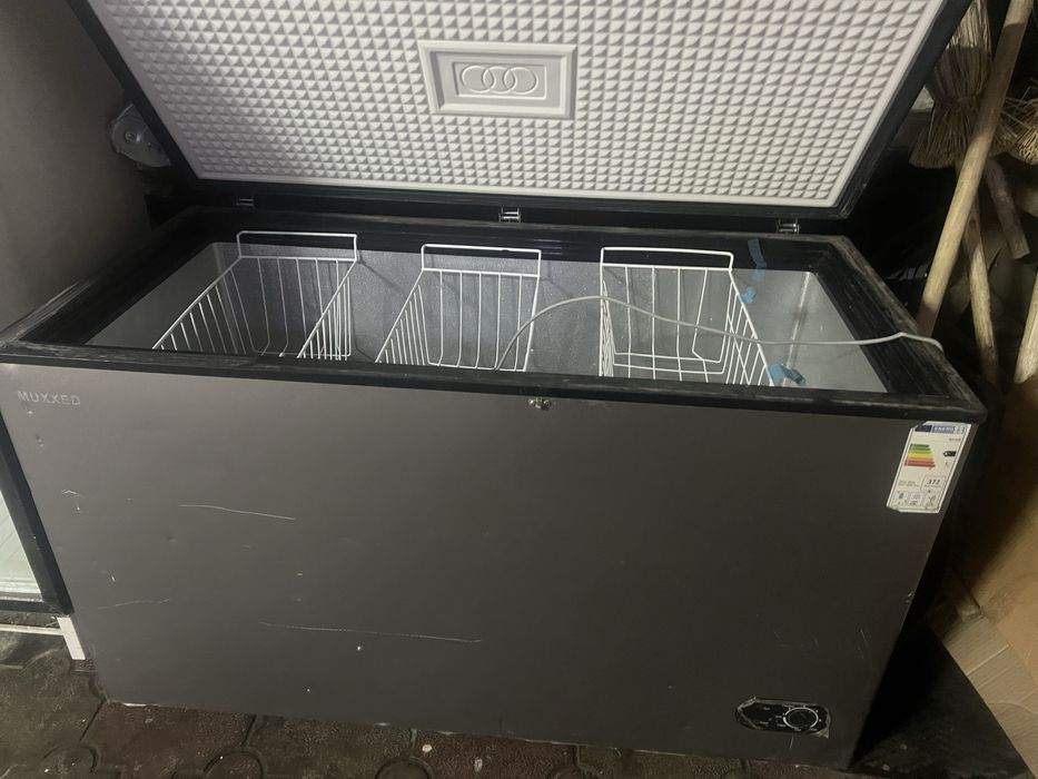 Морозильник хорошем состояние