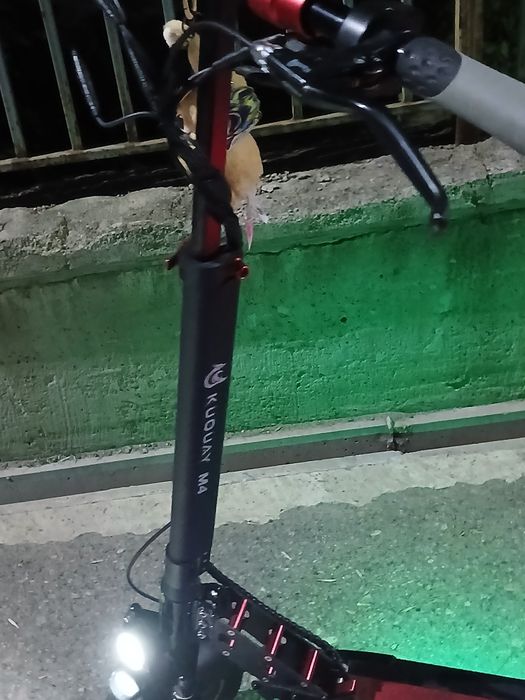 Продаю kugoo m4.