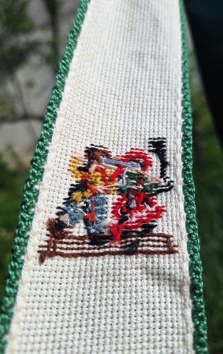 Vând decor, cusut pe etamină, folosit pentru ”bun venit în casă”