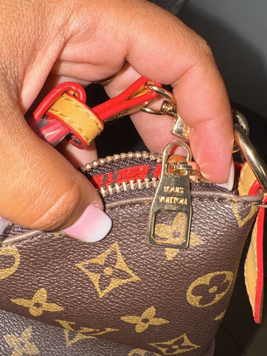 Louis Vuitton Pochette Accessoires – Monogram Canvas