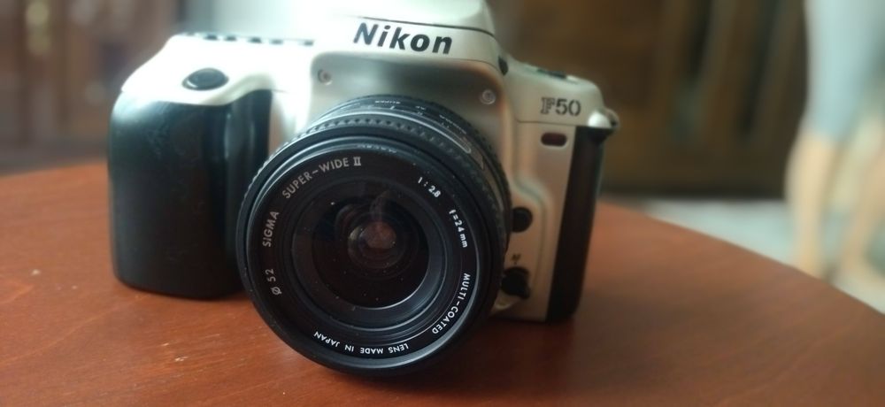 Nikon F50 плёночный