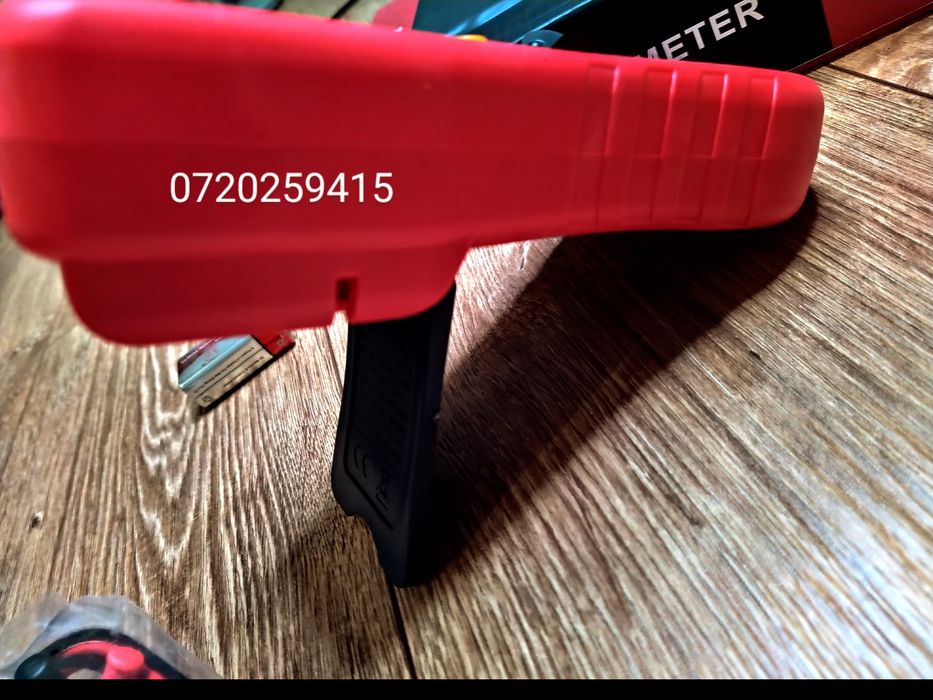 Multimetru Multifunctional cu Display, Iluminare Led  YI58L