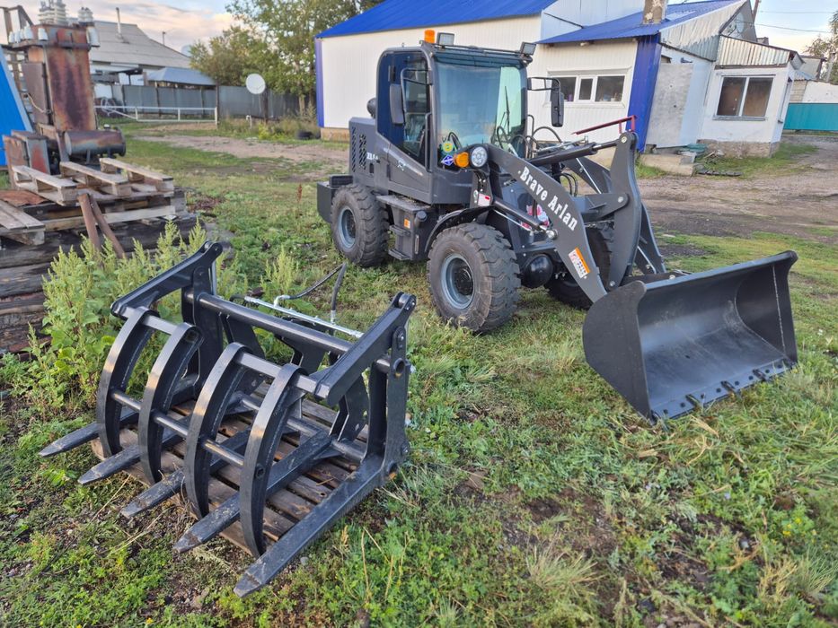 Продам мини фронтальные погрузчики