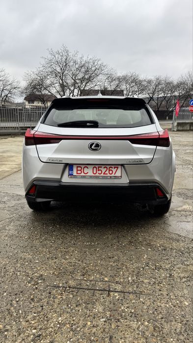 Lexus UX 250h Hybrid , 18500€ cu TVA, Rate