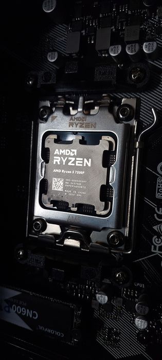 Ryzen 5 7500F + Biostar B650MT