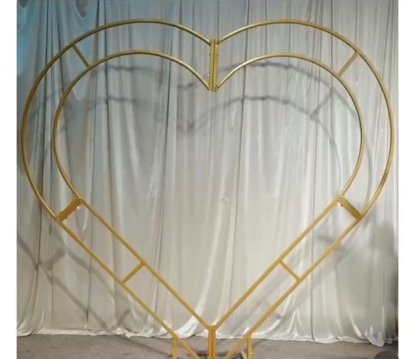 Сердце,мольберт,арка,круг,каркасы