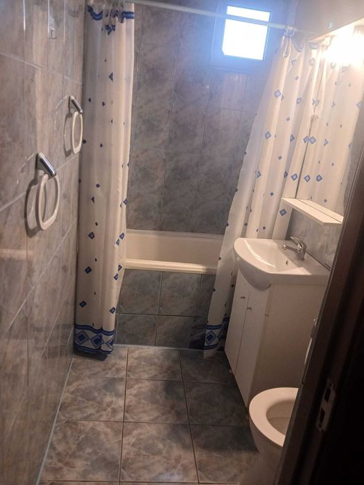Închiriez apartament doua camere stradal