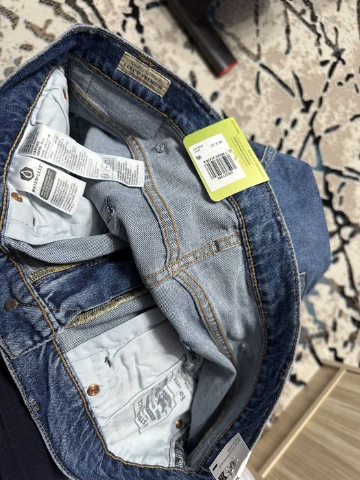 Джинсы Levi's 502 premium. р.-38/32.