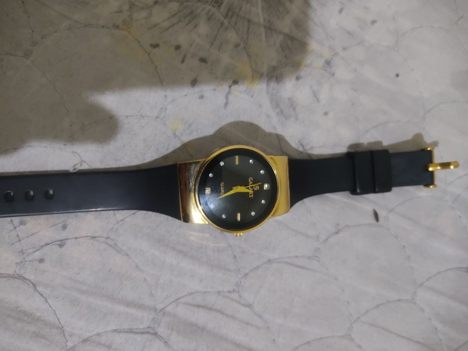 Soat Galaxy sotiladi