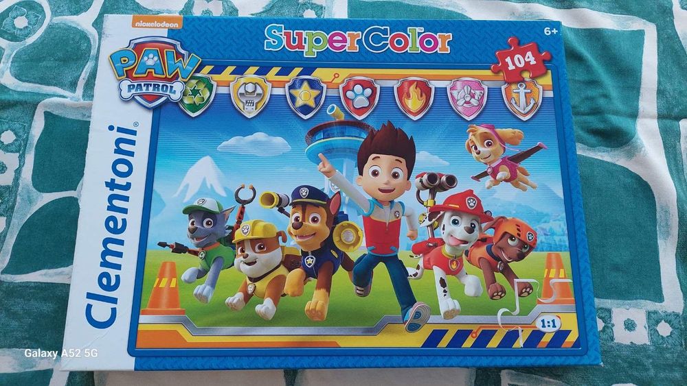 Дървени, интерактивни играчки