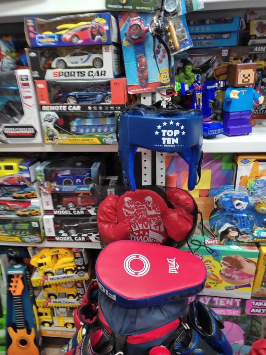 Перчатки боксерские