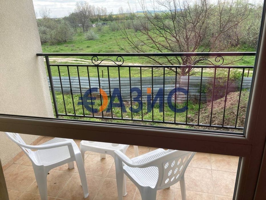 Продава се Двустаен апартамент в к.к. Слънчев бряг - 61 кв.м за 1296 €/кв.м - Снимка #13